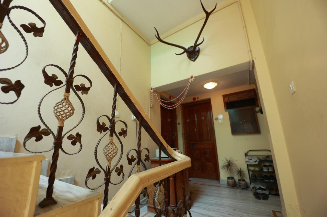 Kapoor Sahab Homestay : It'S A Home Away From Home. Варанаси Экстерьер фото